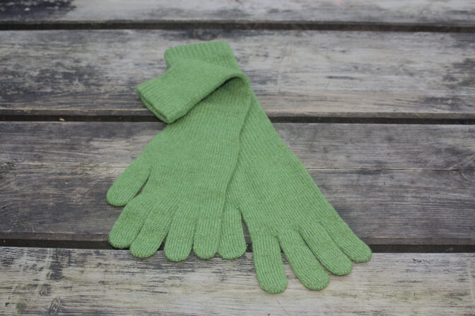 long-gloves-GREEN